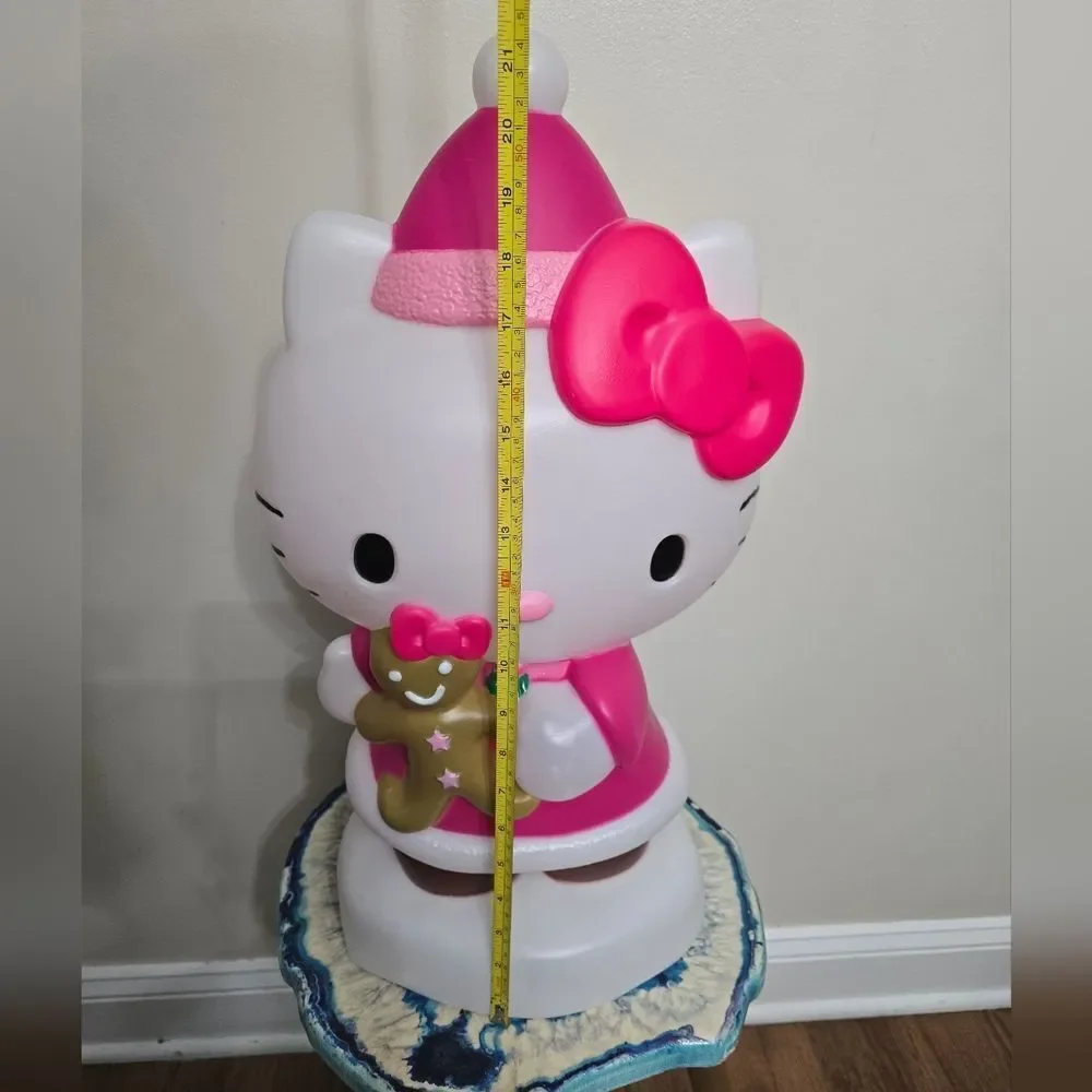 Hello Kitty 22